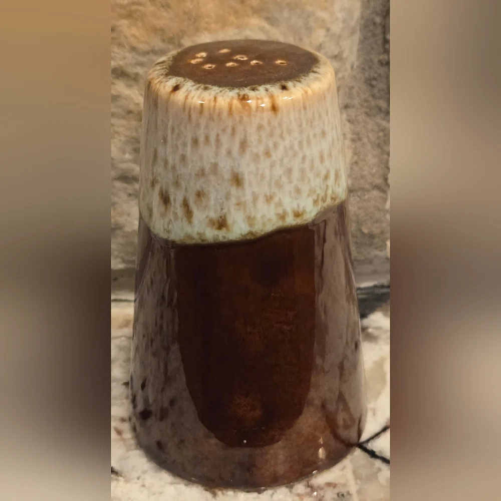 Vintage Canonsburg Brown Drip Glaze Pottery Pepper Shaker ONLY w/cork.